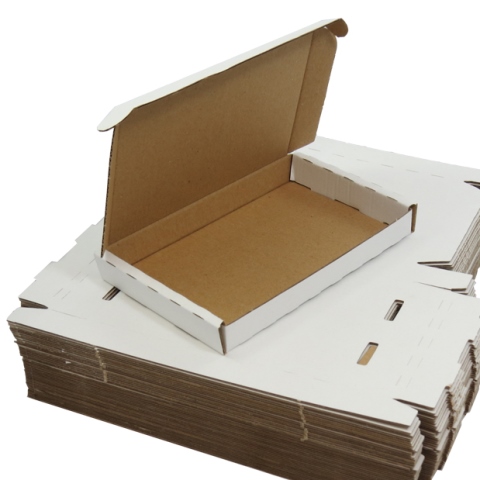 50 x White PIP Royal Mail MAXIMUM LARGE LETTER SIZE Postal Cardboard Boxes 349x249x24mm (LLWHT2)